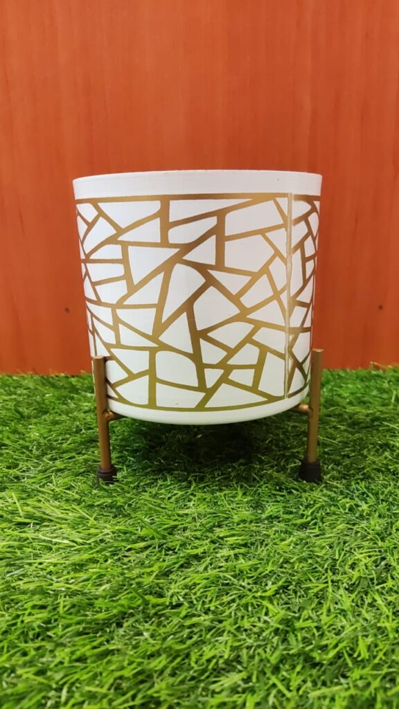 Unique design Metal pot